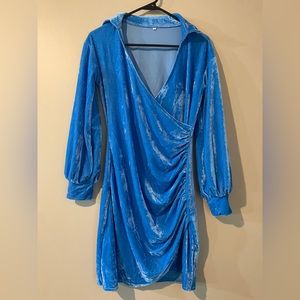Blue Velvet Long Sleeve Dress